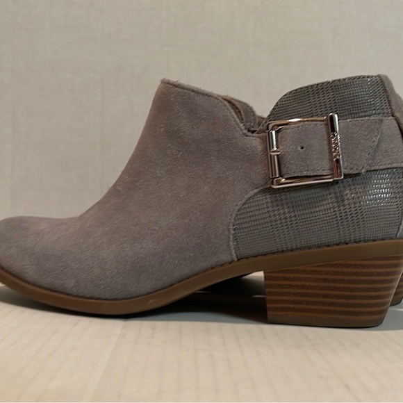 Women’s Vionic Suede Bootie - Picture 3 of 14